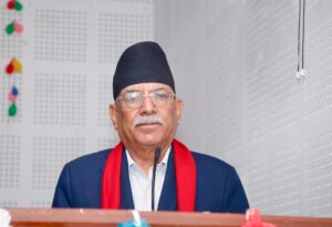 ‘एकै दिनमा सबै उल्ट्याउन सकिँदो रहेछ भन्ने उनीहरूले सिकाए, चारै तिरबाट घेरा हालौँ’: प्रचण्ड