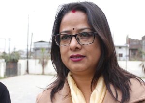 श्रीमान् रेशम चौधरीविरुद्ध कानुनी बाटो रोज्ने रञ्जिताको घोषणा