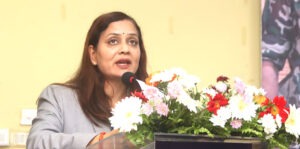 मन्त्री मेहताको सक्रियतामा रसुवासहित बाढी प्रभावित तीनै जिल्लामा स्वास्थ्य सामग्री पठाइयो