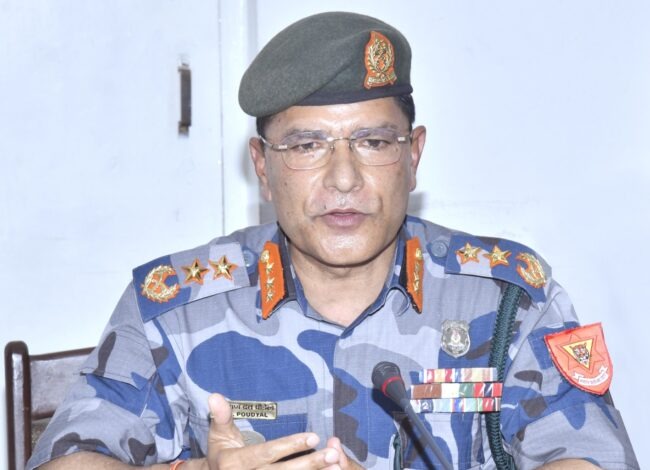 सीमा क्षेत्रमा हुने अवैध क्रियाकलाप रोक्न सशस्त्र प्रहरी प्रतिवद्ध छ : आईजीपी पौडेल