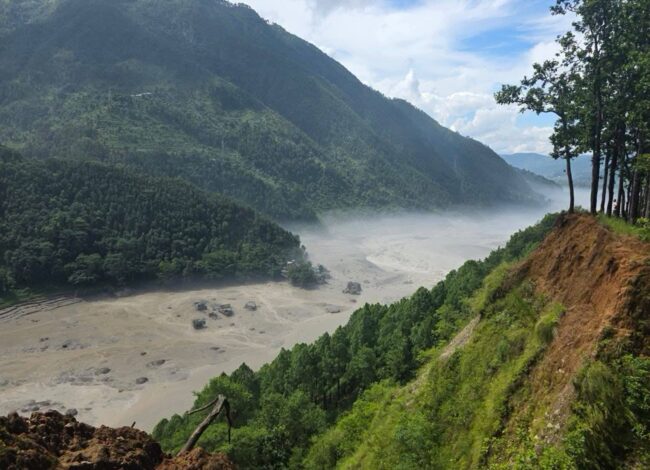 चिनियाँ जलस्रोत मन्त्रालयले भन्यो- हिमचट्टान अझै भत्किने सक्ने र ठूलो खतरा निम्त्याउन सक्छ 