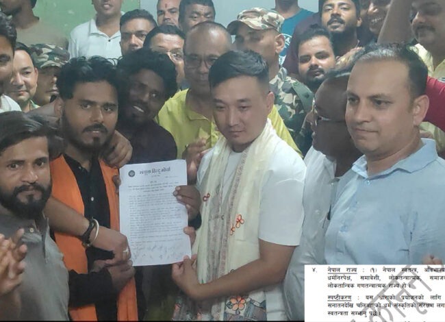 संविधानबिपरीतको मागमा गृहमन्त्रीको हस्ताक्षर, धर्म निरपेक्ष मुलुकलाई हिन्दू राज्य घोषणा गर्न सम्भव छ ?