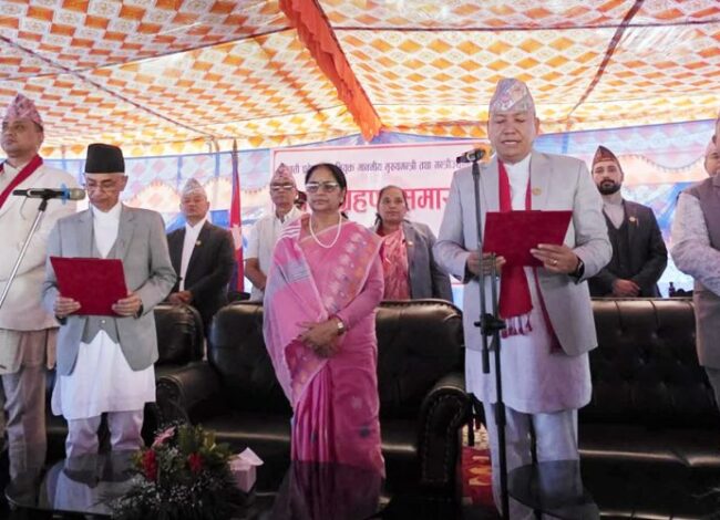 बागमतीका मुख्यमन्त्री थापाले लिए पद तथा गोपनीयताको शपथ