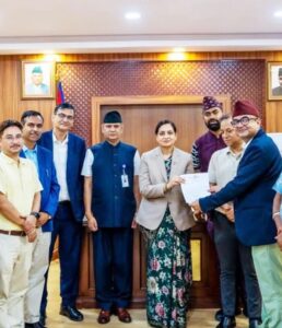 विपद्को घडीमा स्वास्थ्य मन्त्रालयको ‘एक्सन’ : प्रभावित क्षेत्रमा औषधि, स्वास्थ्य सामग्री र जनशक्ति परिचालन तीव्र