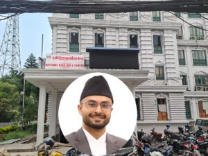बालेन्द्र सरकारका मन्त्रीका तमासा, राष्ट्रिय सतर्कता केन्द्रको कोठा हडप्न दलबलसहित पुगे पोखरेल