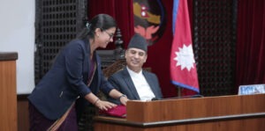 प्रधानमन्त्रीका तर्फबाट कानुनमन्त्रीले पेस गरिन् मधेसी आयोगको वार्षिक प्रतिवेदन
