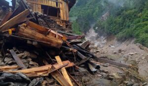 चुमनुब्रीस्थित थेराङखोलाको बाढीले ४ घर र पुलमा क्षति, बूढीगण्डकीको तटीय क्षेत्रमा सचेत रहन आग्रह