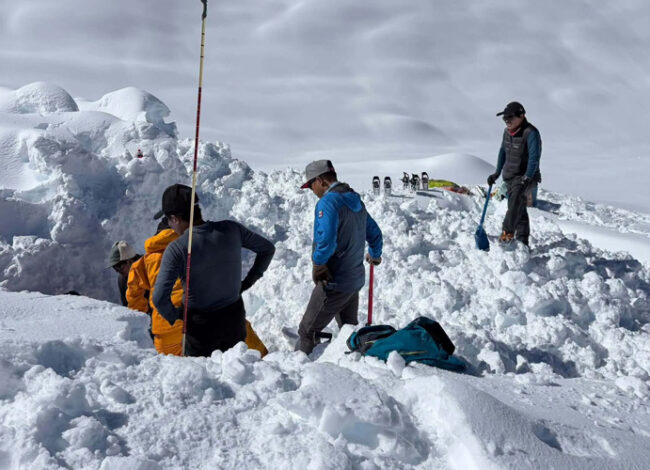 हिमलुङ हिमपहिरो: थप ३ जनाको शव फेला, मृतकको संख्या ७ पुग्यो 