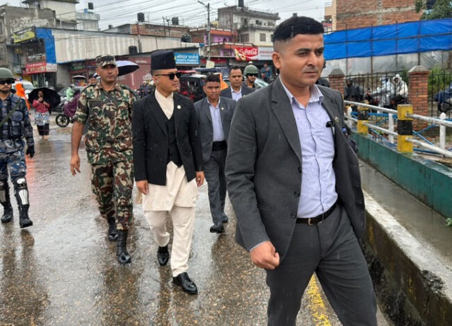निरन्तर वर्षापछि काठमाडौंका अधिकांश नदीको बहाव बढ्यो, अनुगमनमा पुगे गृहमन्त्री